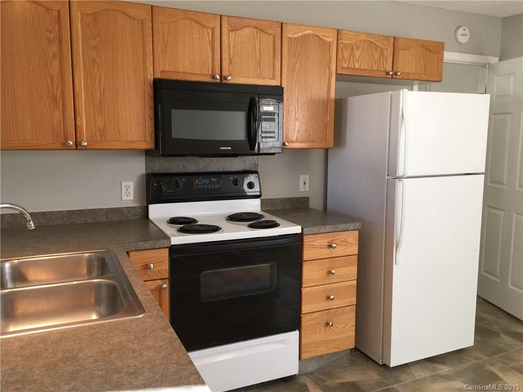 Houston Hills - Residential Lease