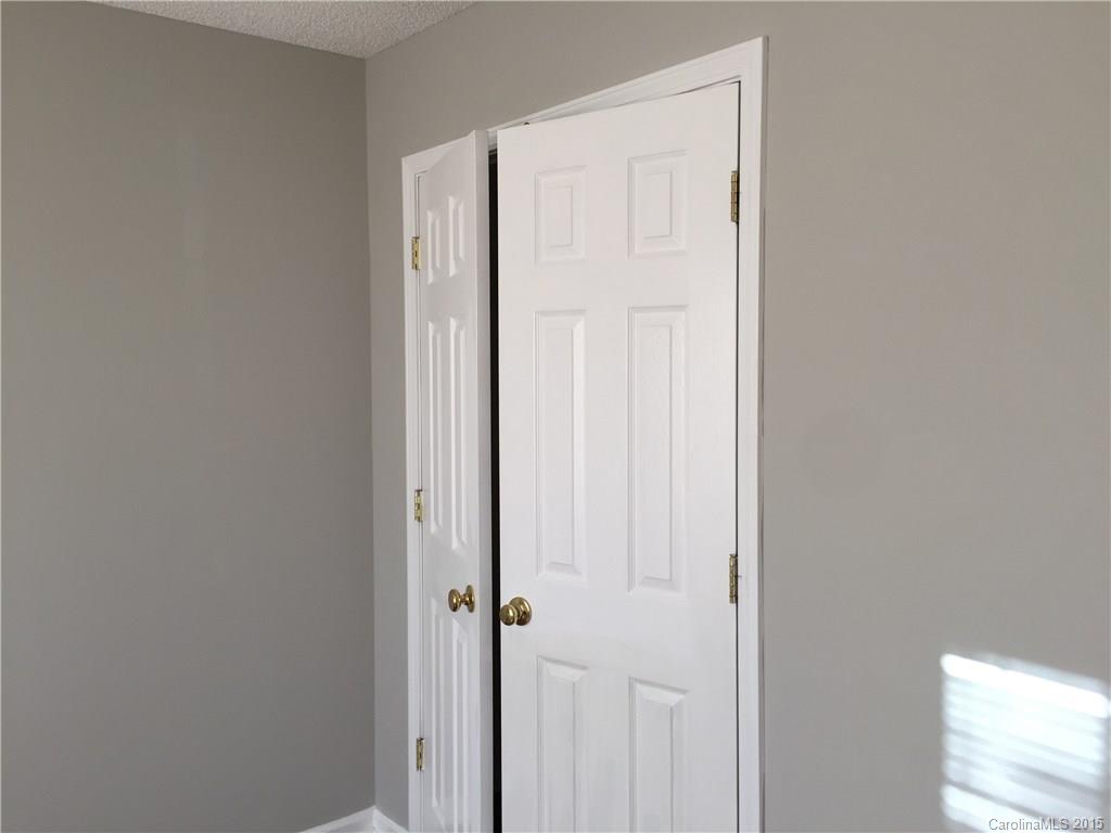 Houston Hills - Residential Lease