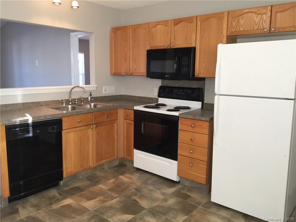 Houston Hills - Residential Lease