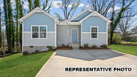 Photo of 106 Outback Lane, Dallas, NC 28034 (MLS # 4364178)