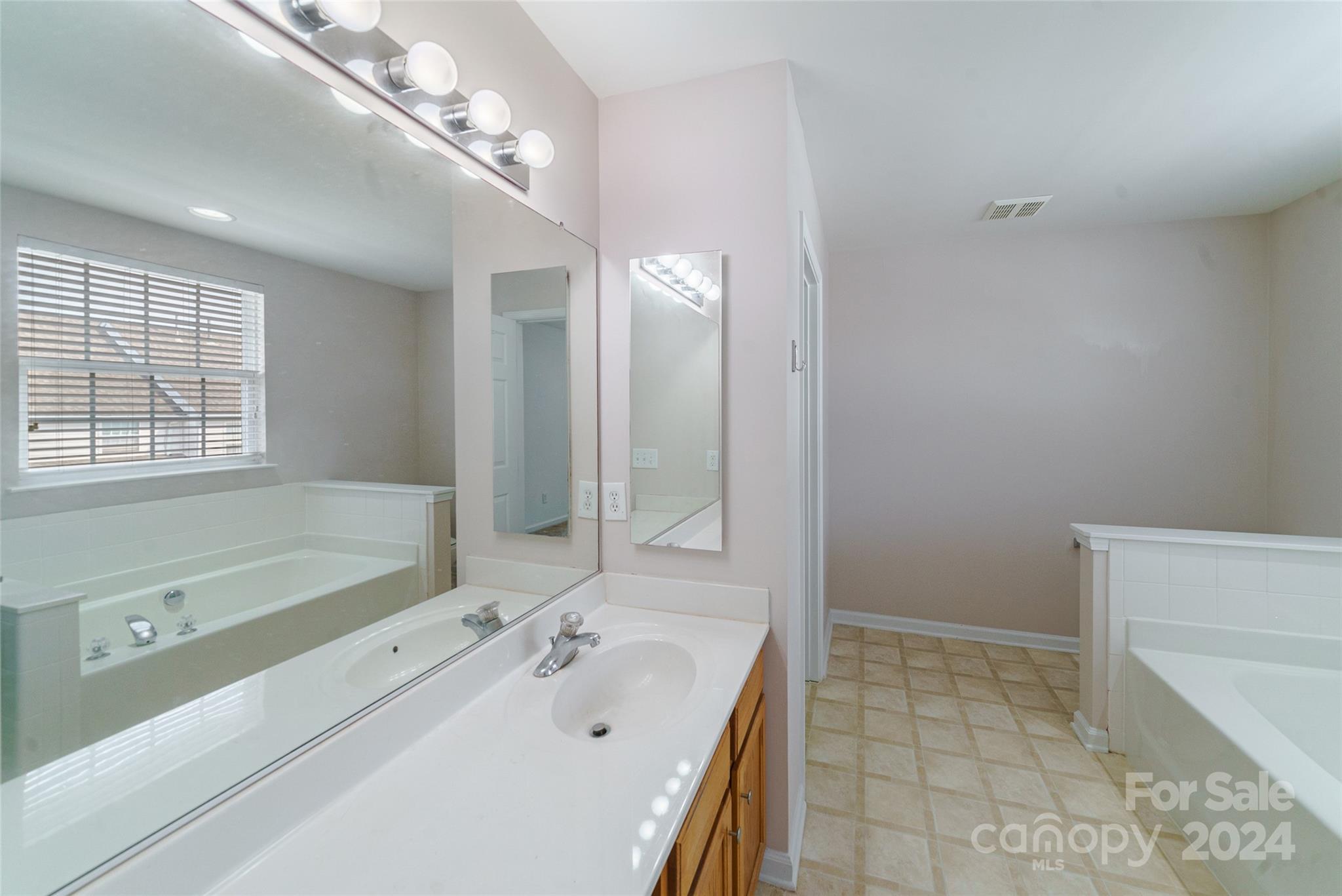 Autumn Cove At Lake Wylie - Residential