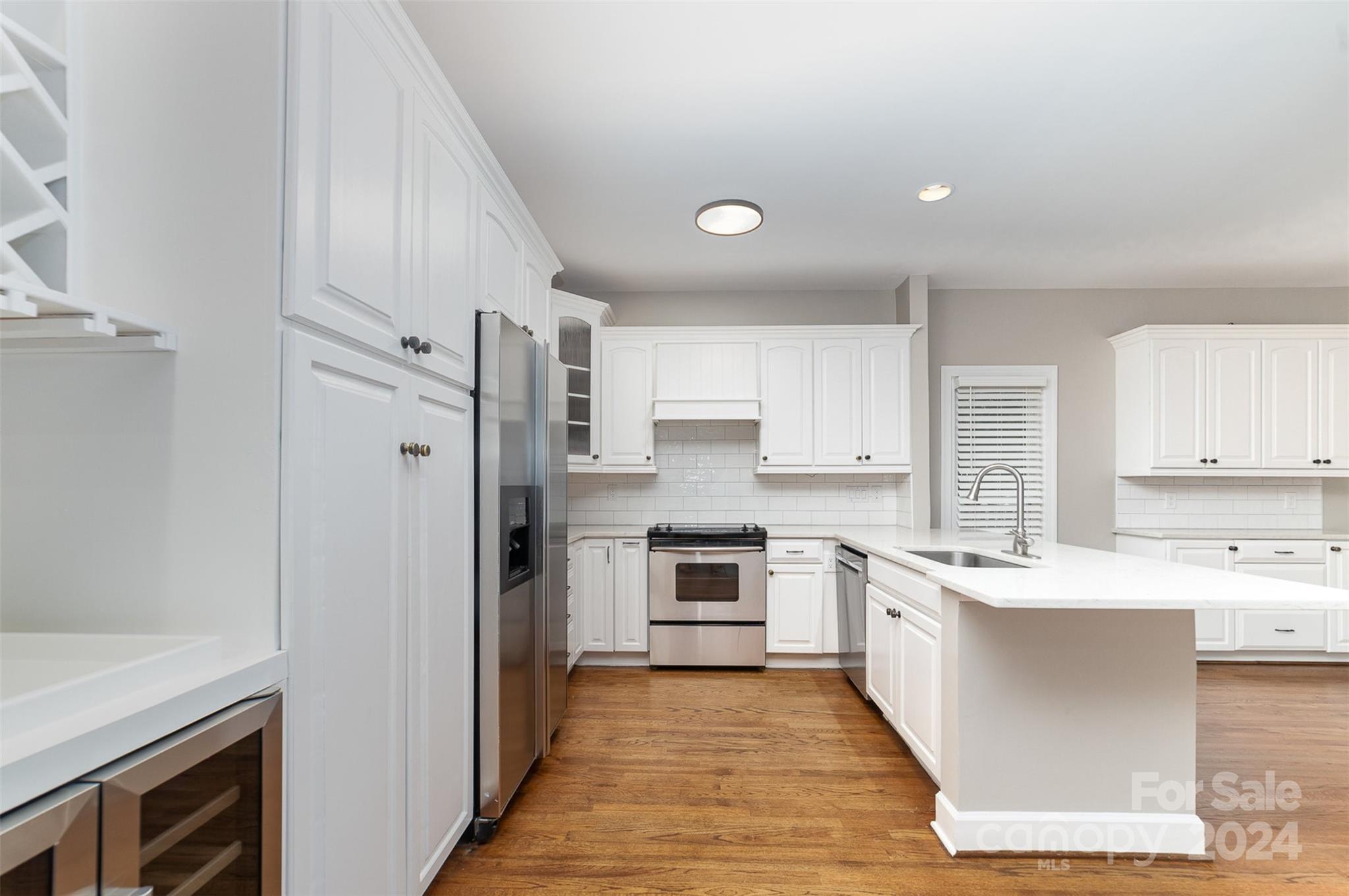 Blue Stone Harbor - Residential