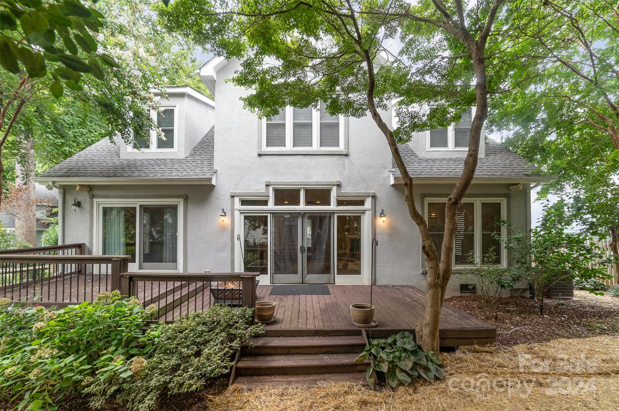 Blue Stone Harbor - Residential