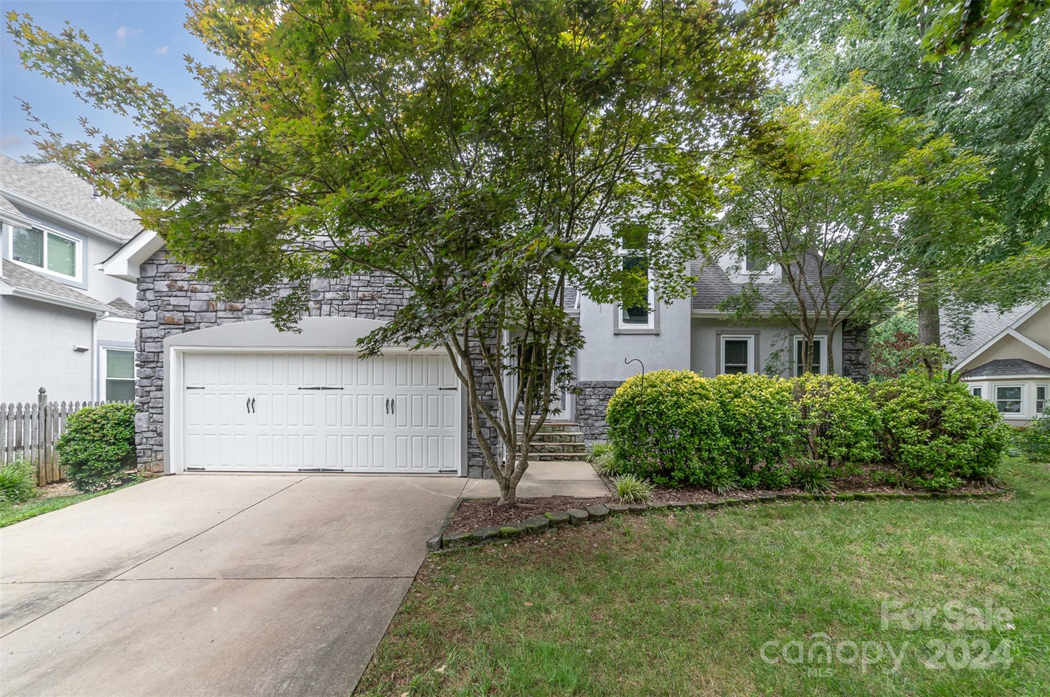 Blue Stone Harbor - Residential