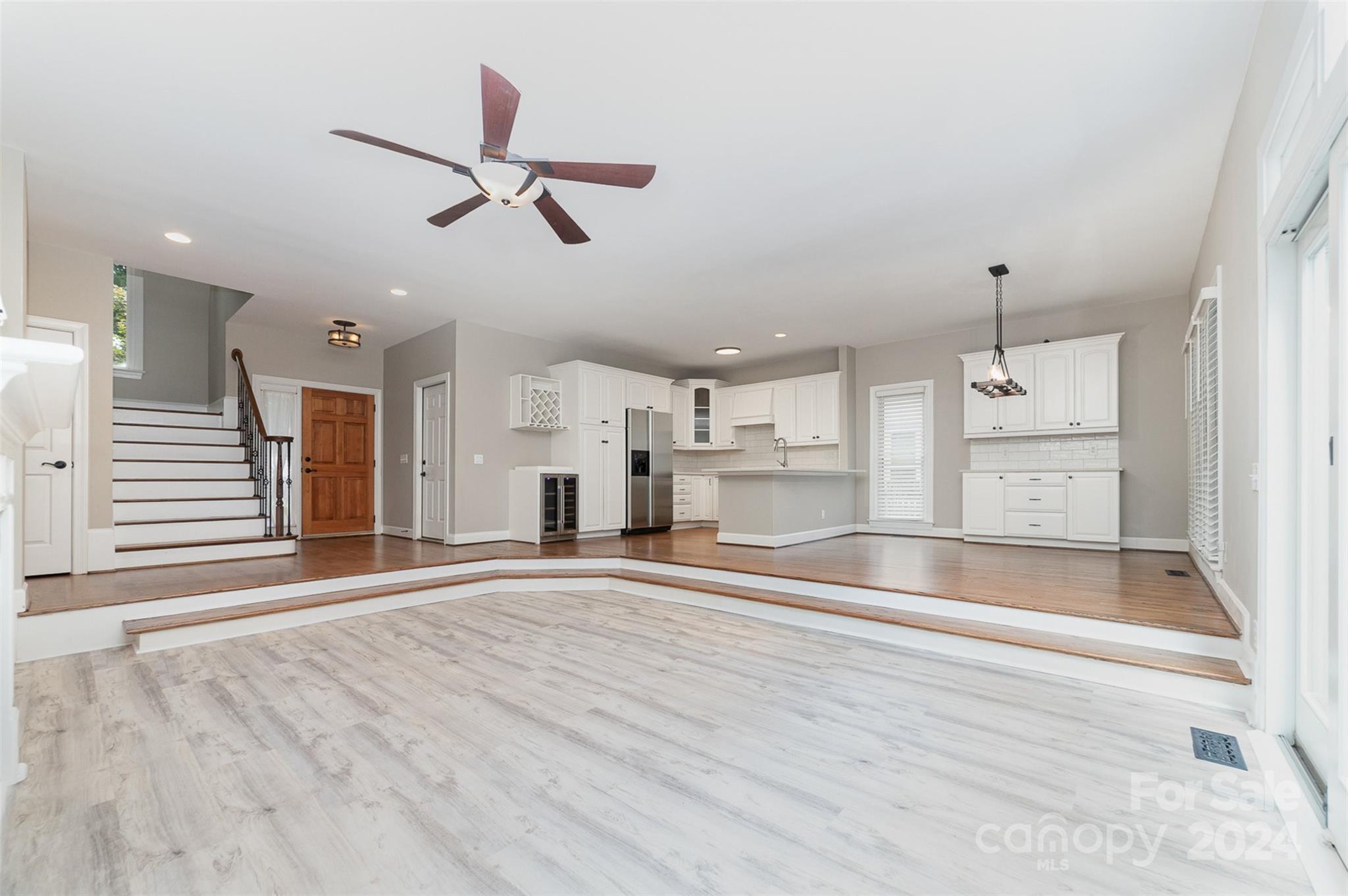 Blue Stone Harbor - Residential