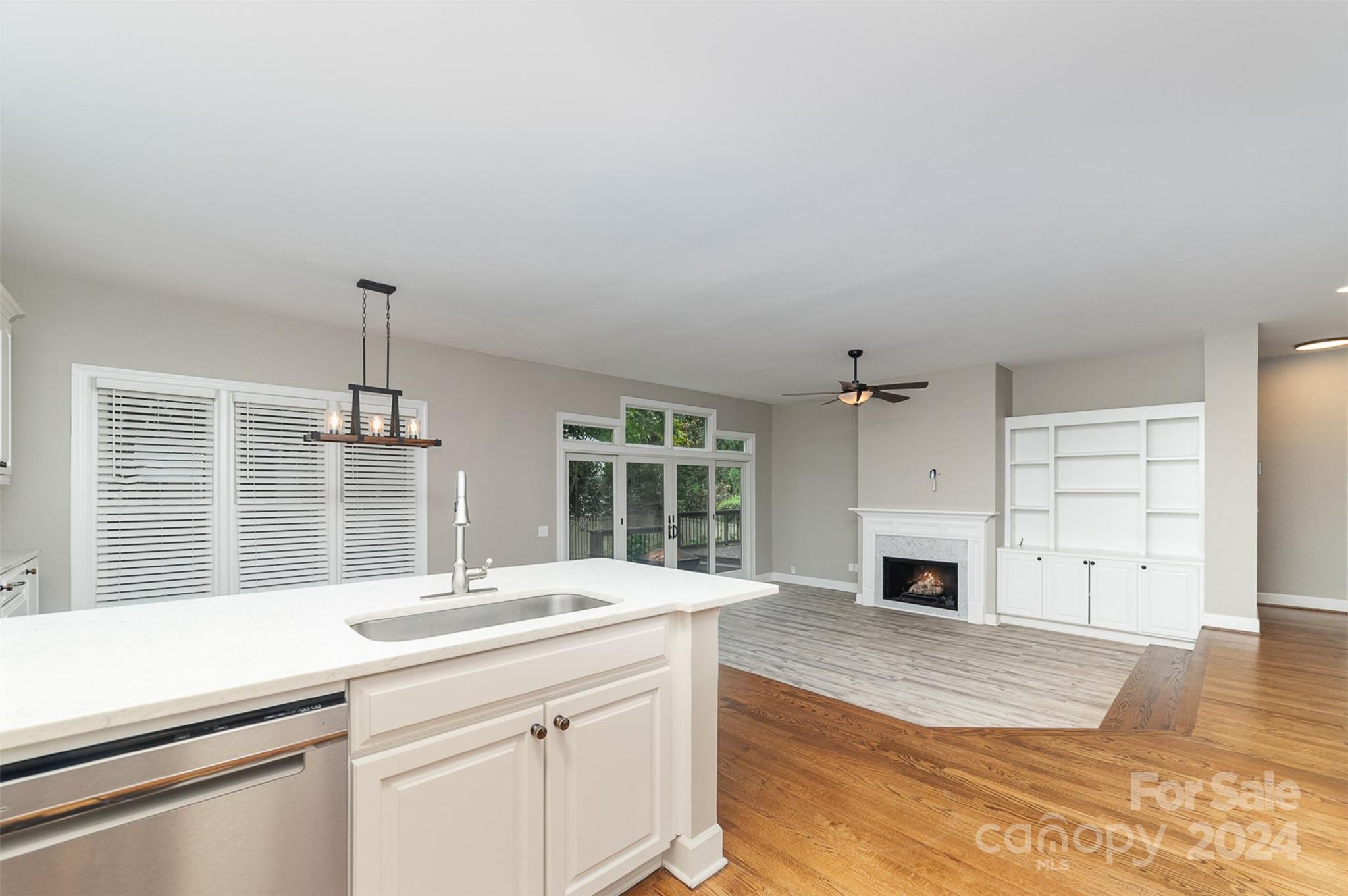 Blue Stone Harbor - Residential