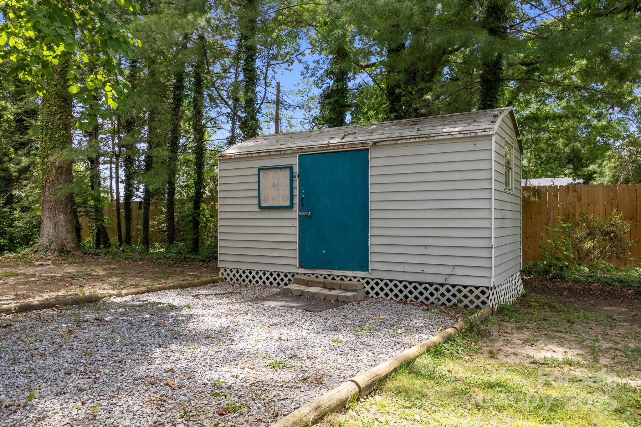 Forest Hills - Residential