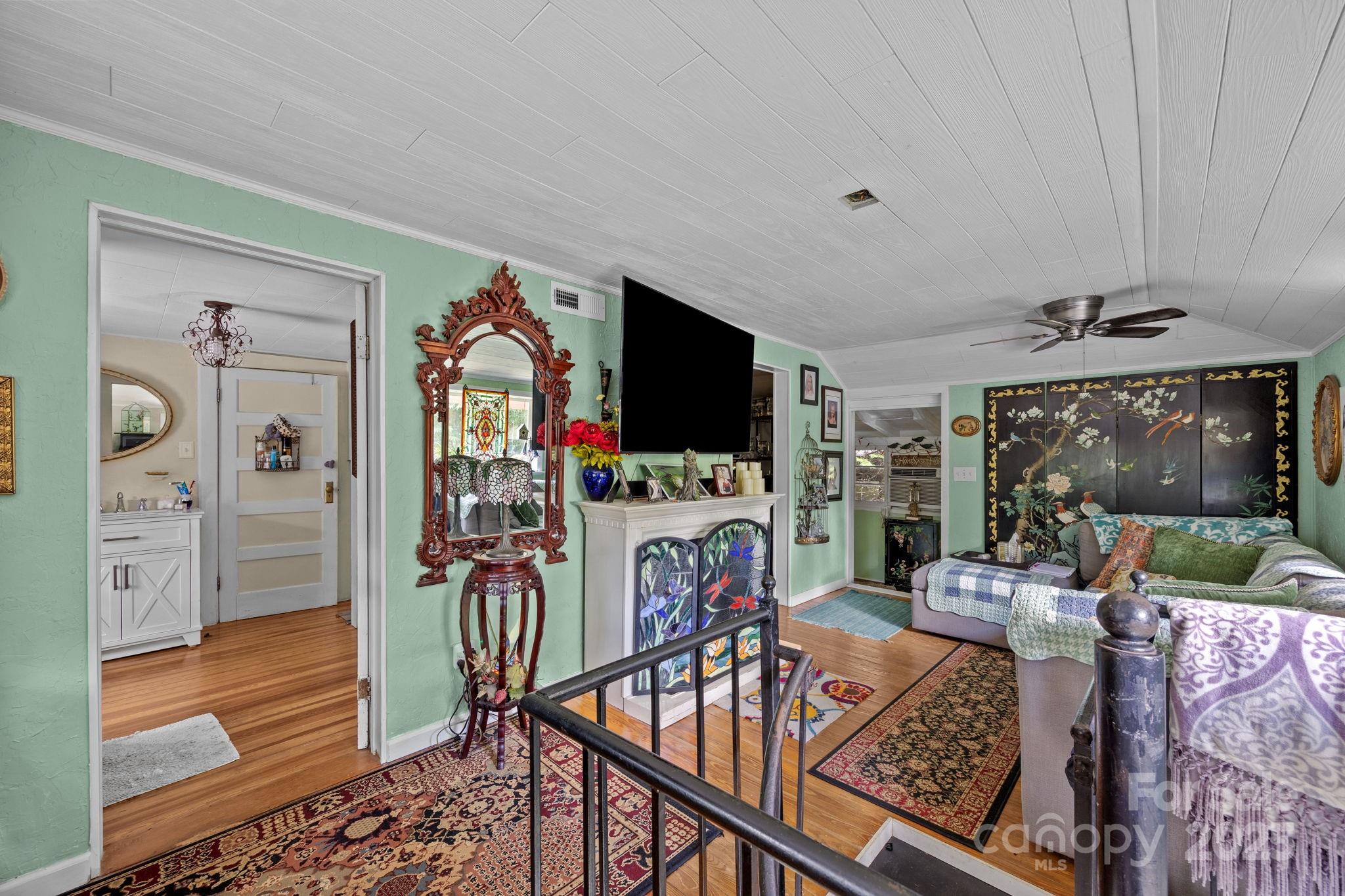 Forest Hills - Residential