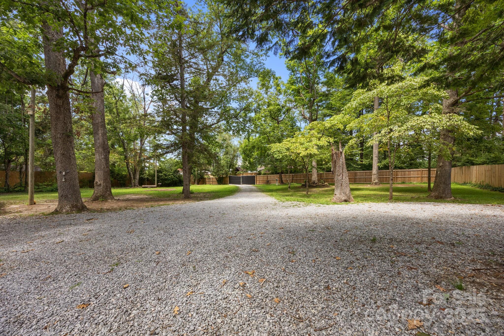 Forest Hills - Residential