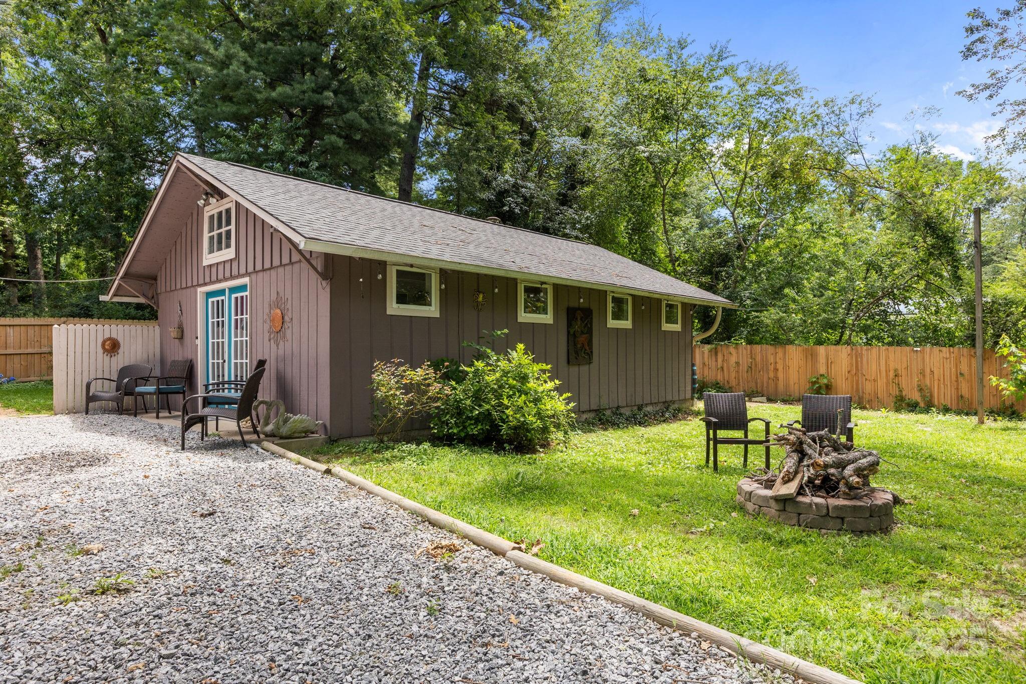 Forest Hills - Residential