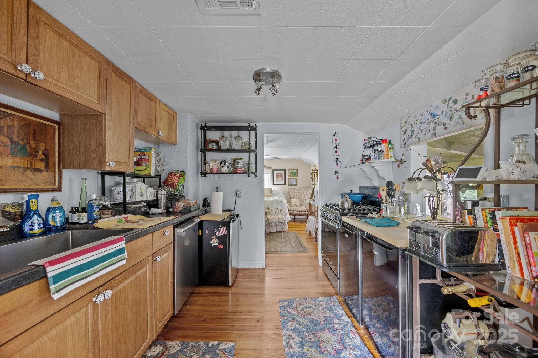 Forest Hills - Residential