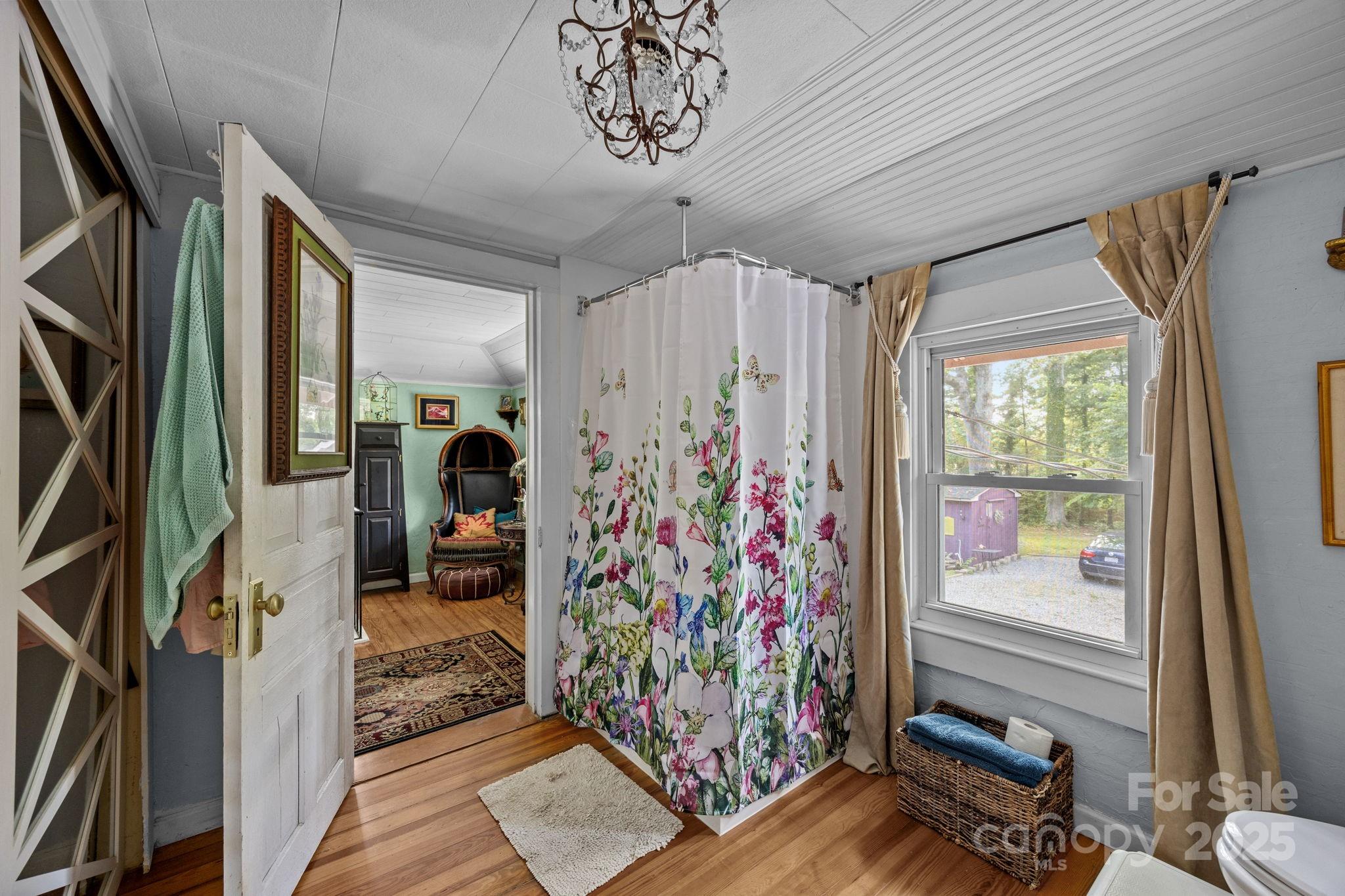 Forest Hills - Residential