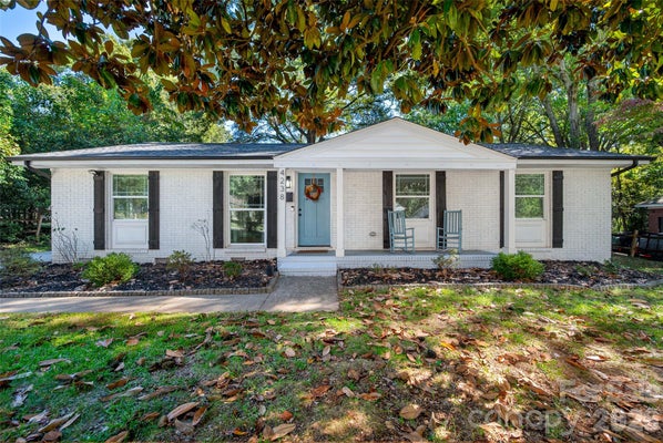 4238 DOWLING DR, CHARLOTTE, NC 28205 - Image ea218656bbb6f6694ed56b520e09b822/1852994007