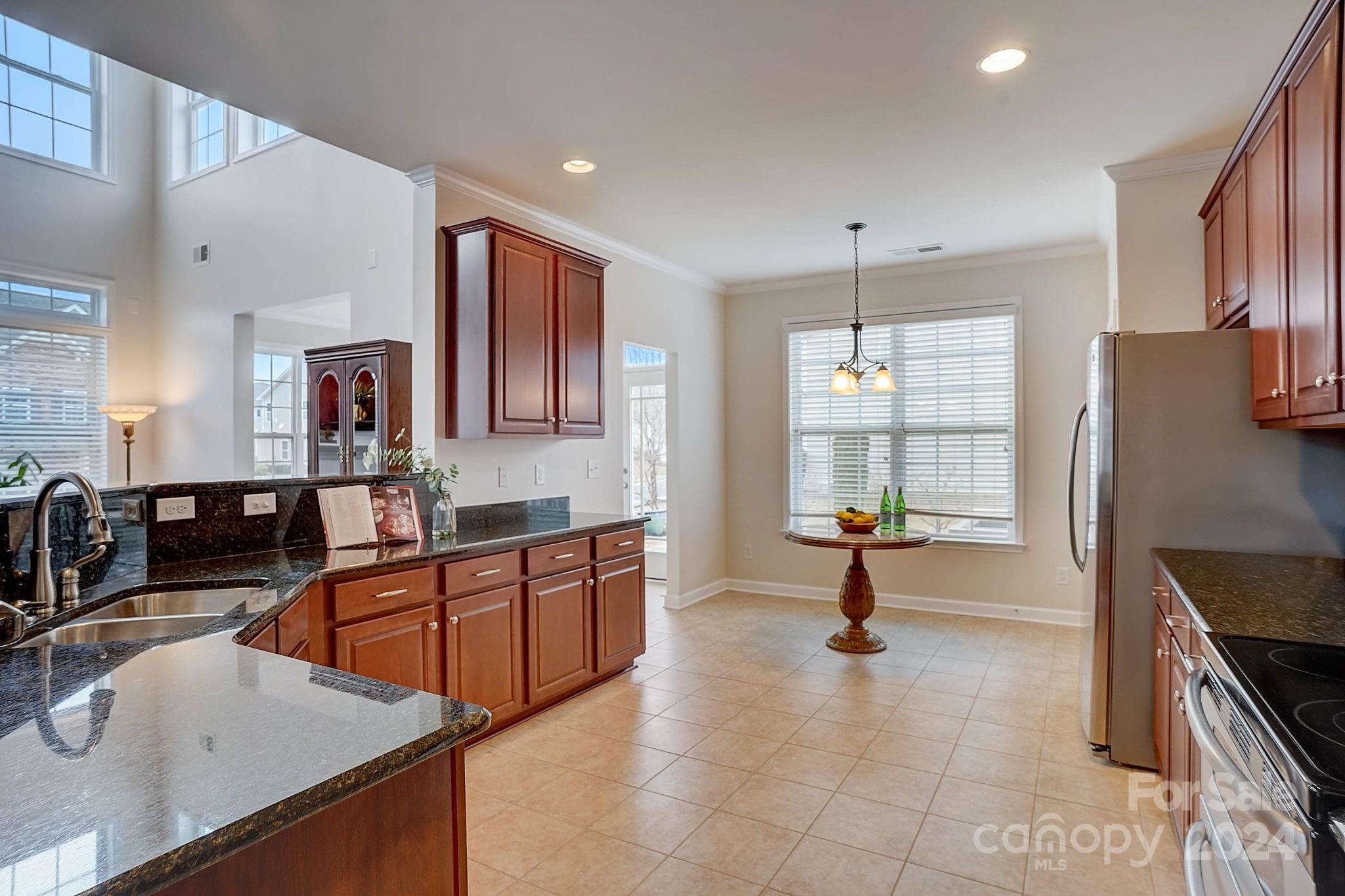 Lake Ridge - Residential