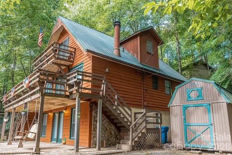 Photo of 330 Riddle Cove Road, Maggie Valley, NC 28751 (MLS # 4395479)