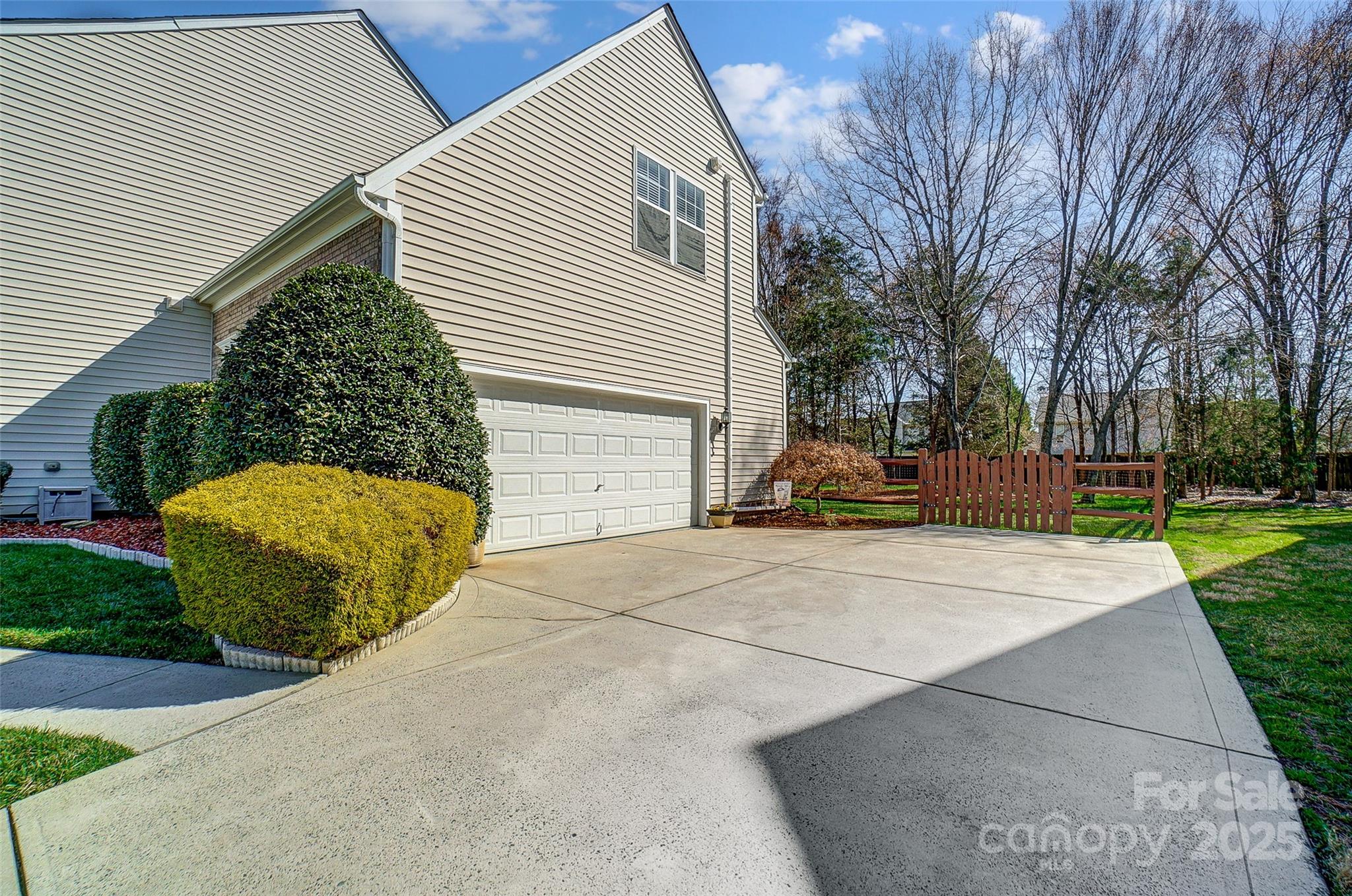 Brandon Oaks - Residential