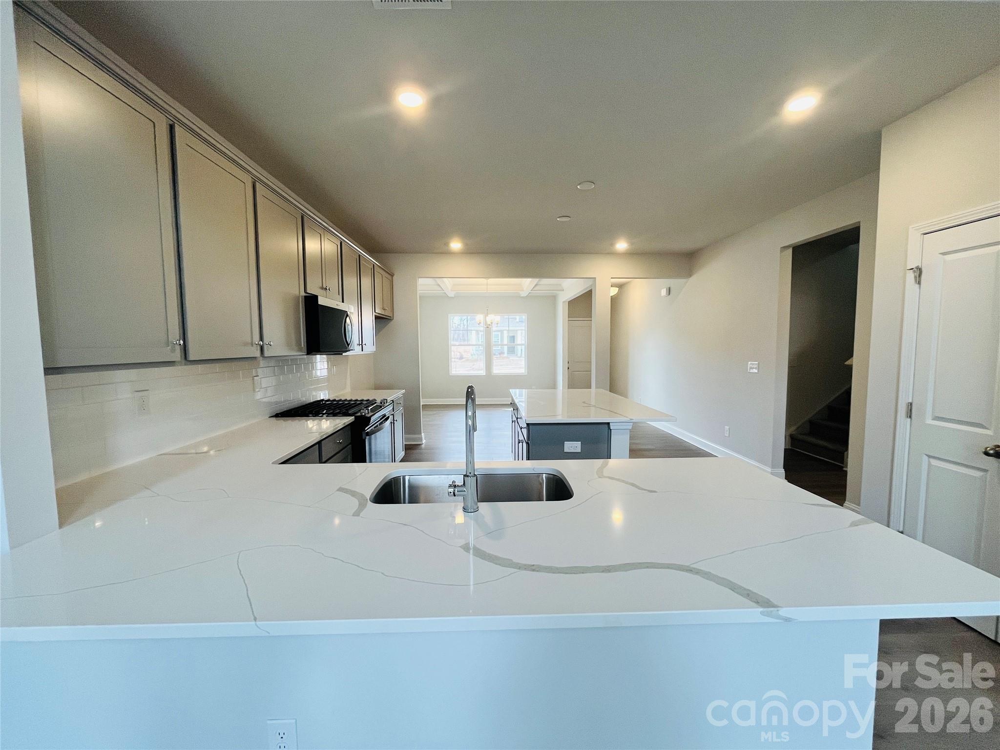 1032 Rocking Horse Road