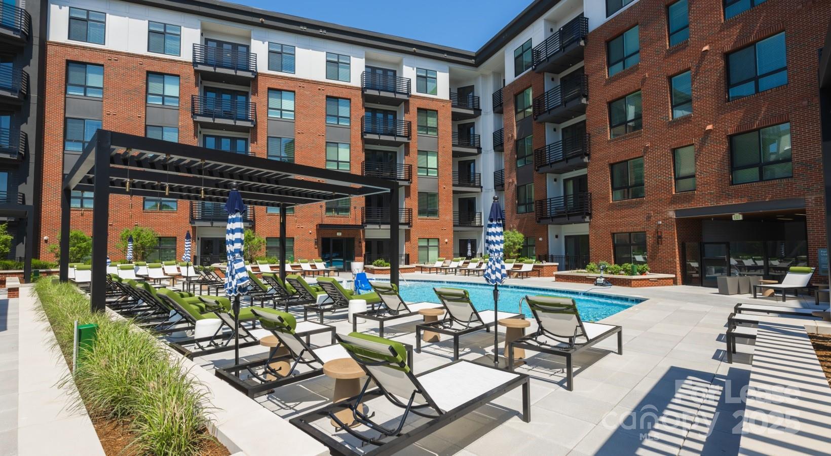 Charlotte, North Carolina 28205, United States, 2 Bedrooms Bedrooms, ,2 BathroomsBathrooms,Residential,Active,46955
