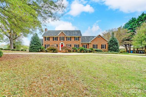 A home in Fort Mill