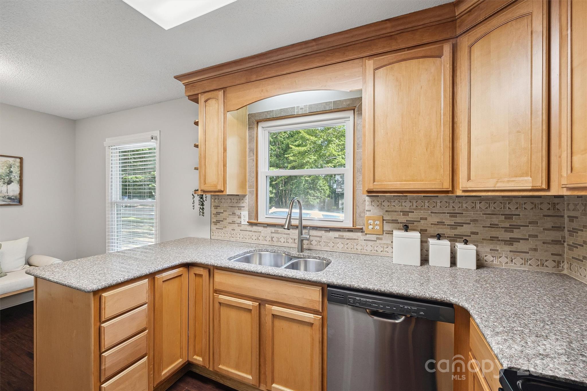 Tega Cay - Residential