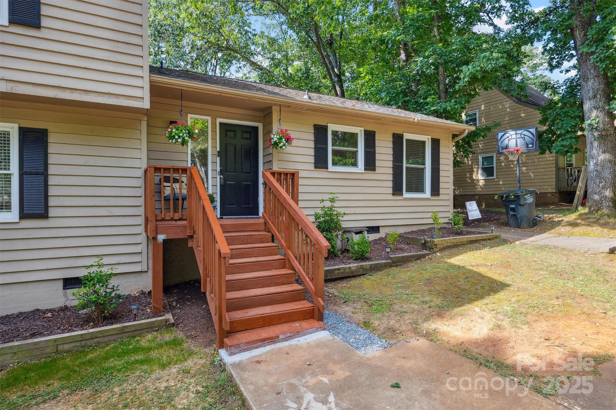 9111 Windjammer Drive