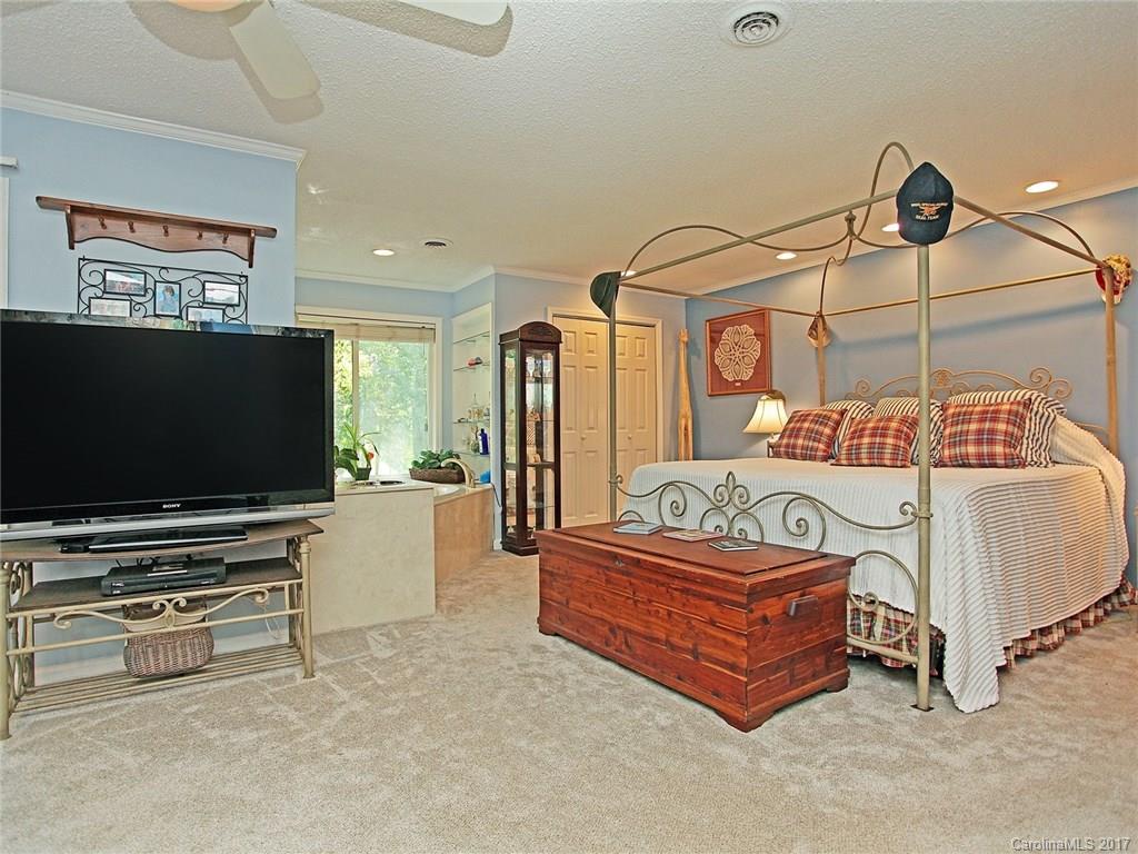 The Lake Villas - Residential