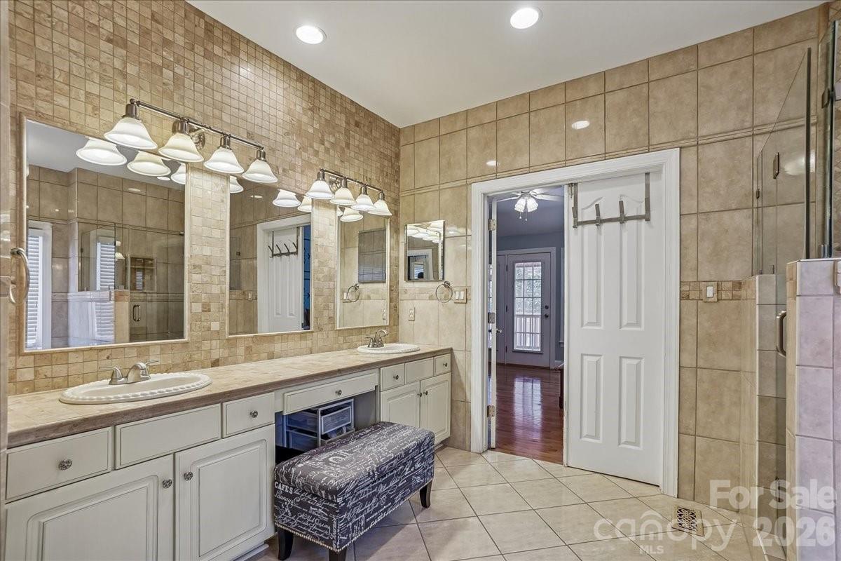 Providence Arbours - Residential