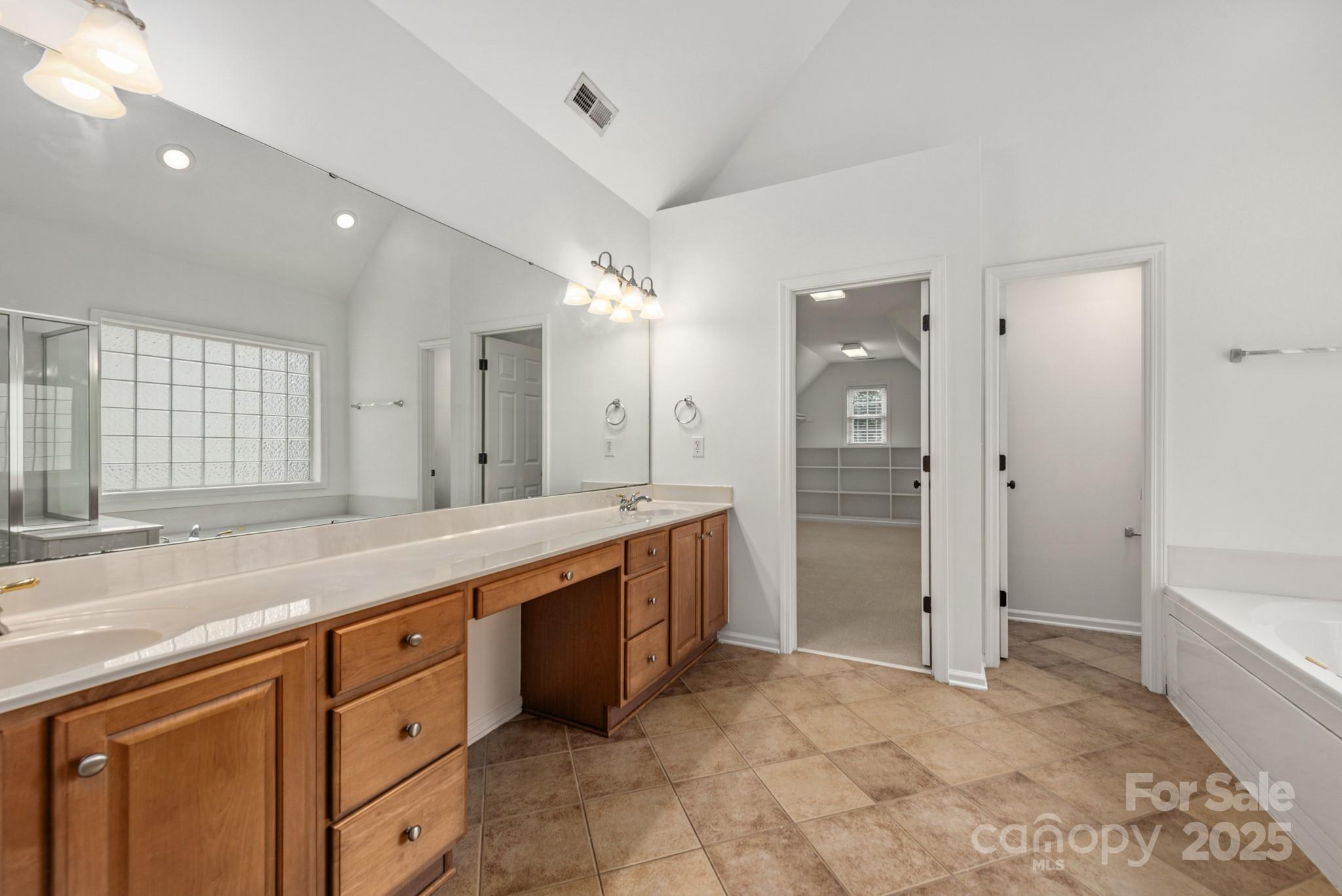 Mt Isle Harbor - Residential