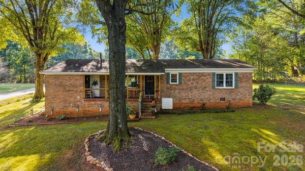 1210 2ND ST SE, CONOVER, NC 28613 - Image ea45c695c52bd53ddc474d6e92b2c8fa/3020717675