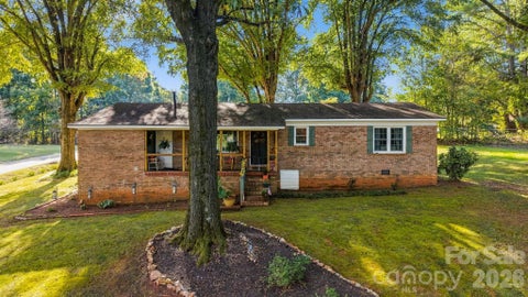 Photo of 1210 2nd Street SE, Conover, NC 28613 (MLS # 4427774)