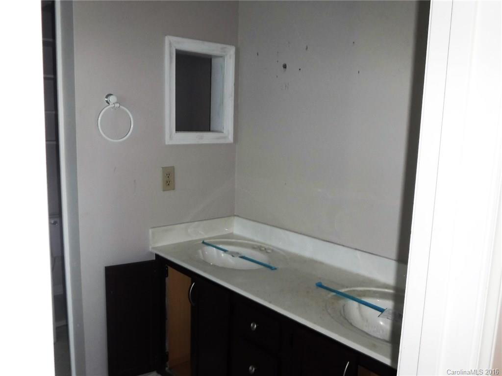 Cedarfield - Residential