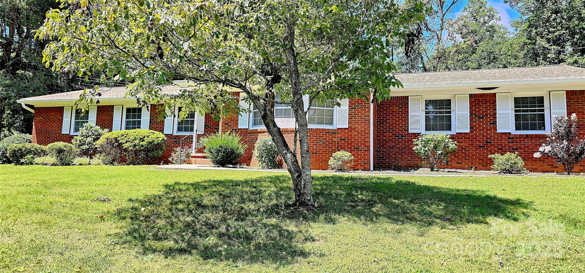 39 Ferncliff Drive