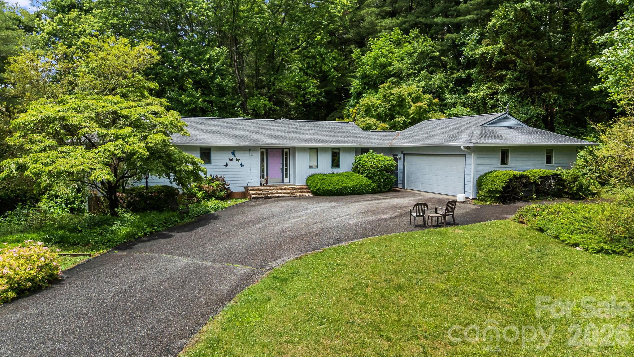 11 Beaumont Drive