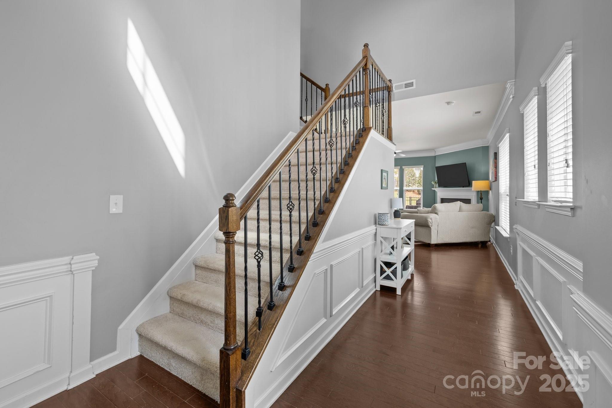 5820 Glassport Lane
