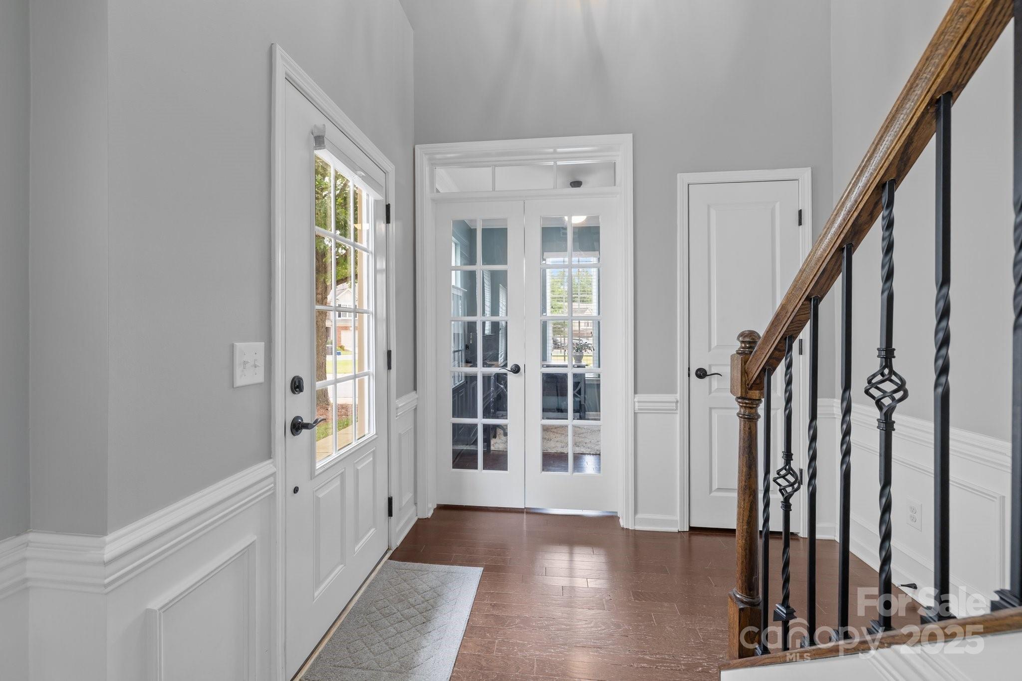 5820 Glassport Lane