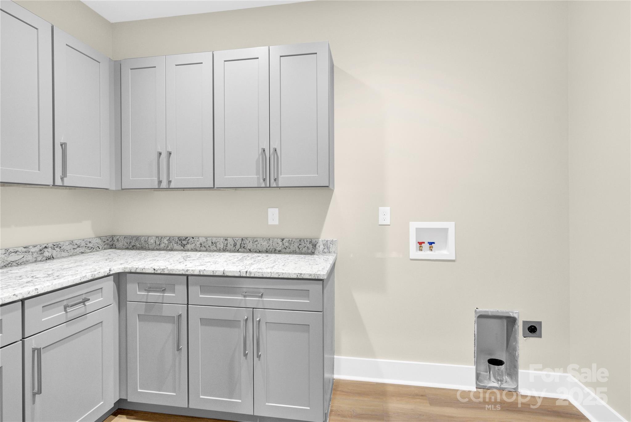 River Oaks Landings - Residential