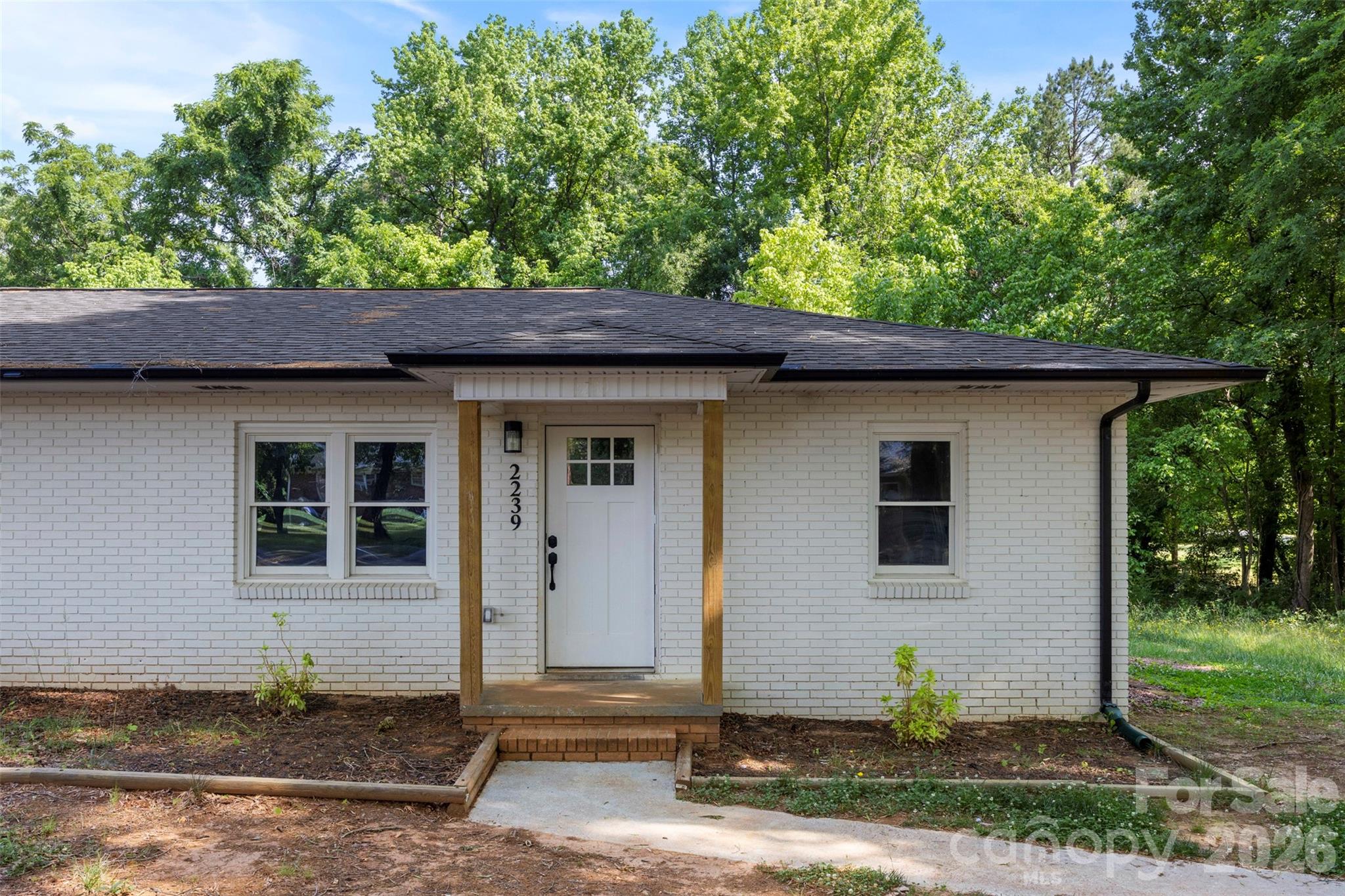 2237-2239 Catawba Heights Road