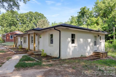Photo of 2237-2239 Catawba Heights Road, Lincolnton, NC 28092 (MLS # 4387078)