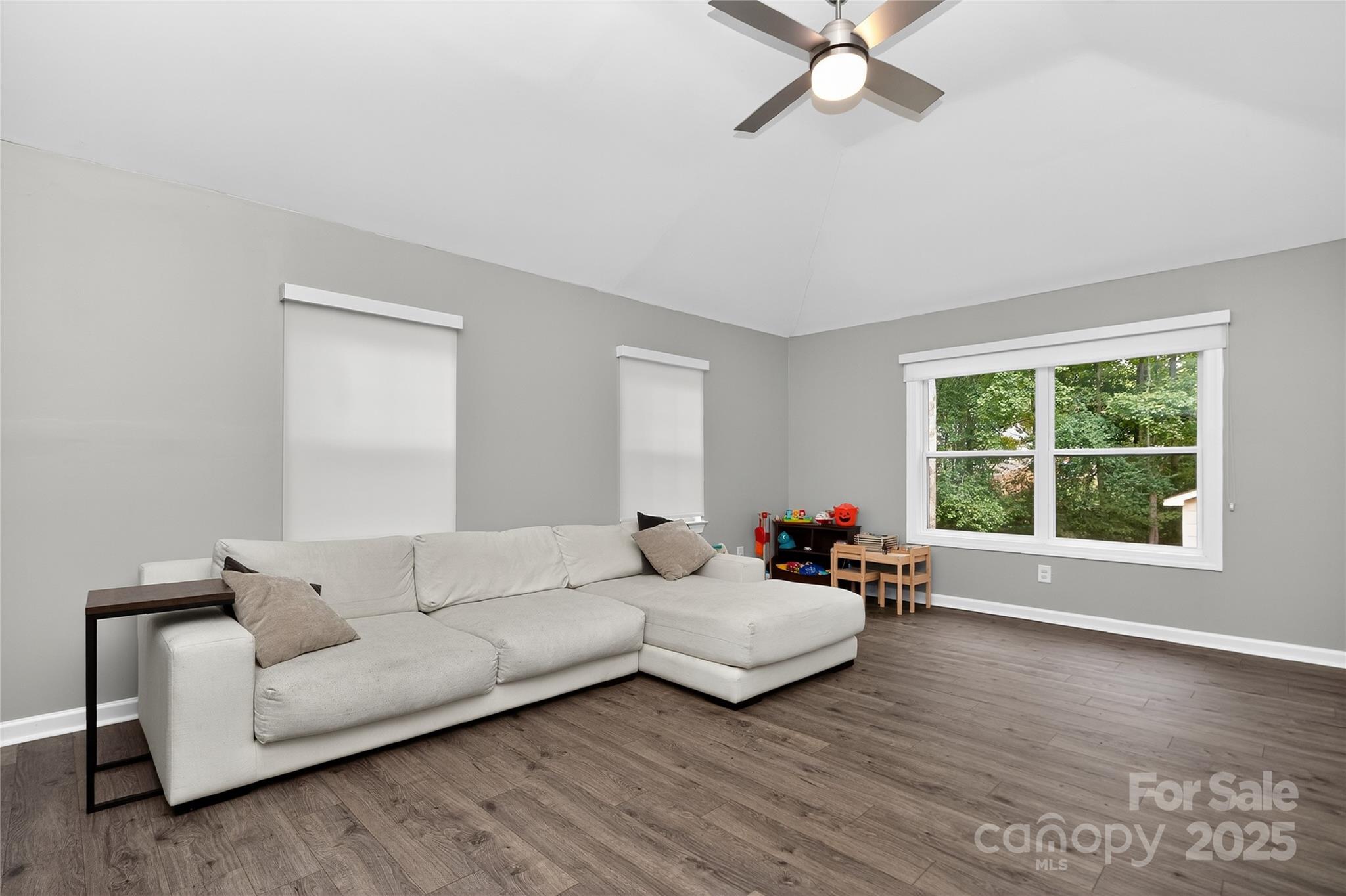 324 Clearbrook Road