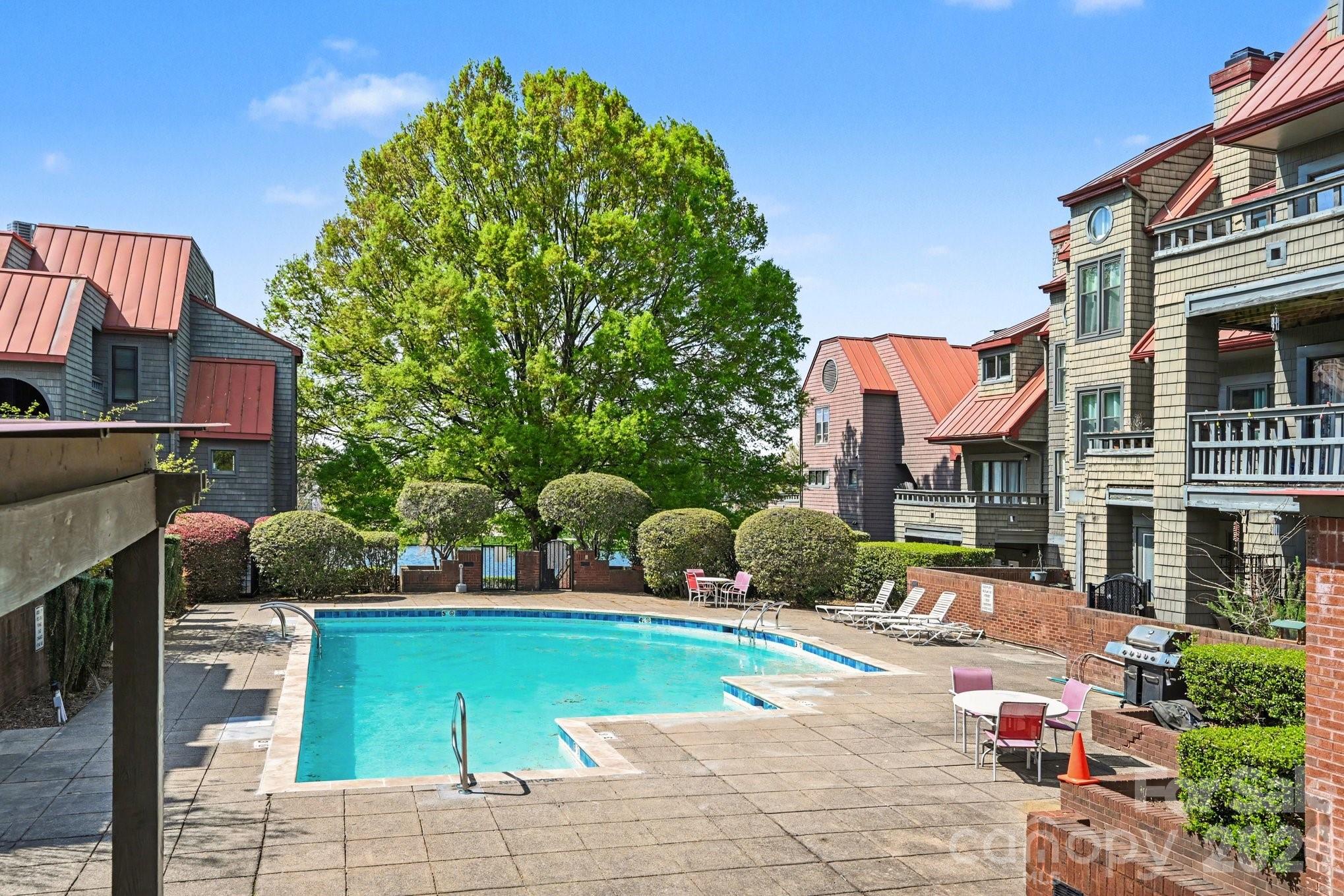 Lakeshore Village - Residential