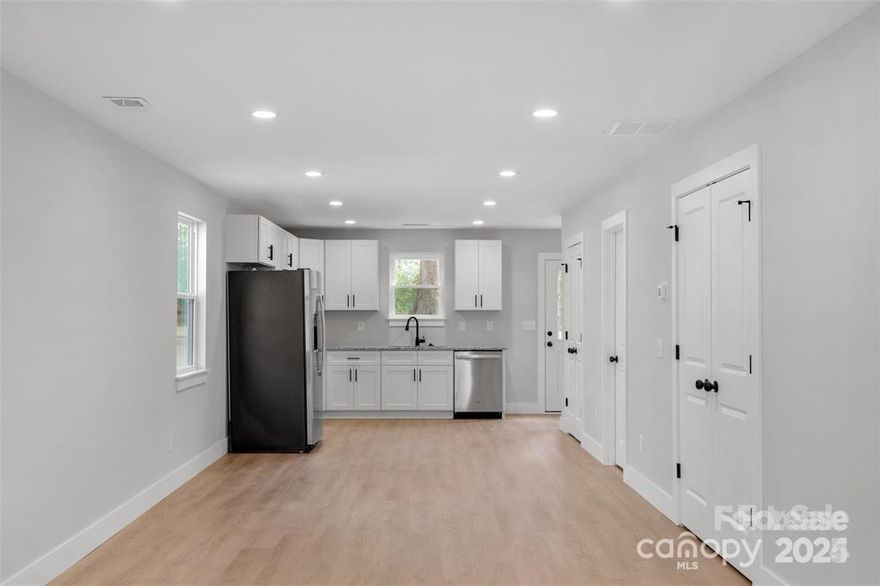 Move into this stunning 3-bedroom, 2.5-bathroom new construction townhome today! Featuring modern LVP flooring throughout, ceiling fans in every room for added comfort, and a sleek kitchen with stainless steel appliances. Enjoy low-maintenance living with all the conveniences of a brand-new home. Second-chance landlord – no credit check required! Don’t miss this opportunity—schedule your showing now! $1820 with a 24 month lease term.