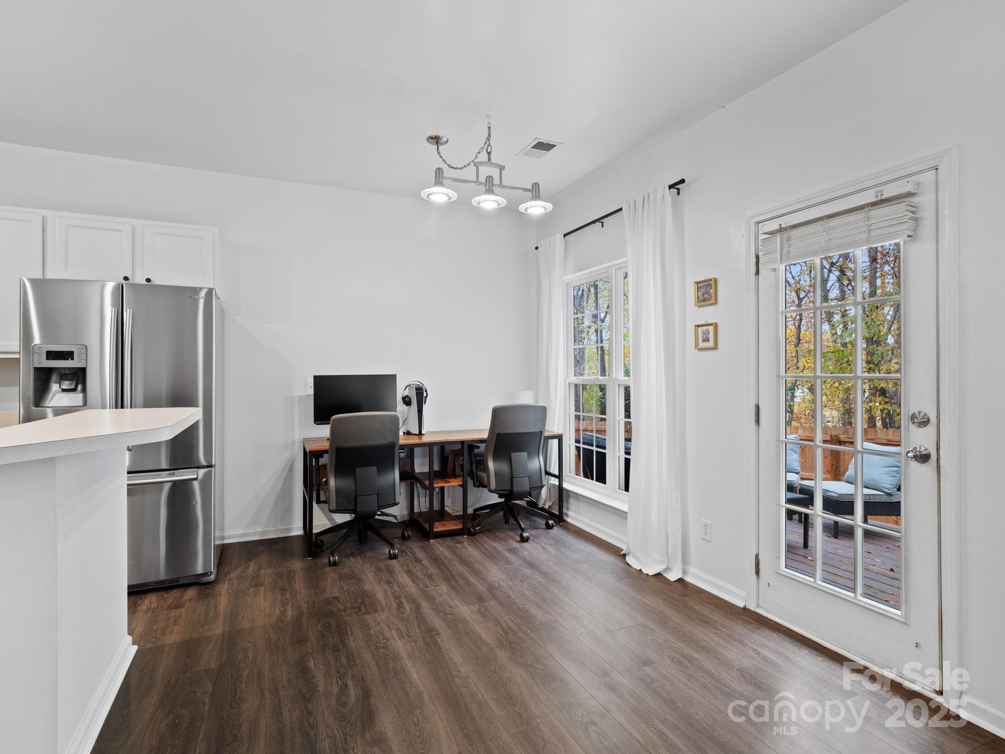 Tall Oaks - Residential