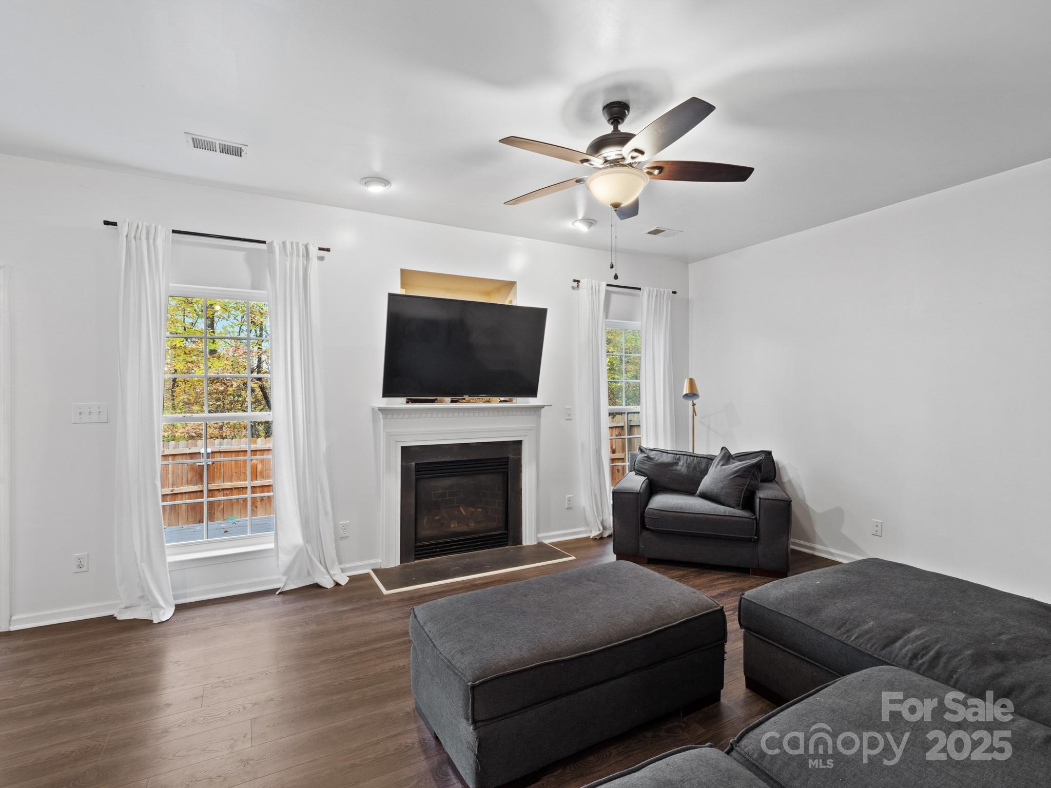 Tall Oaks - Residential