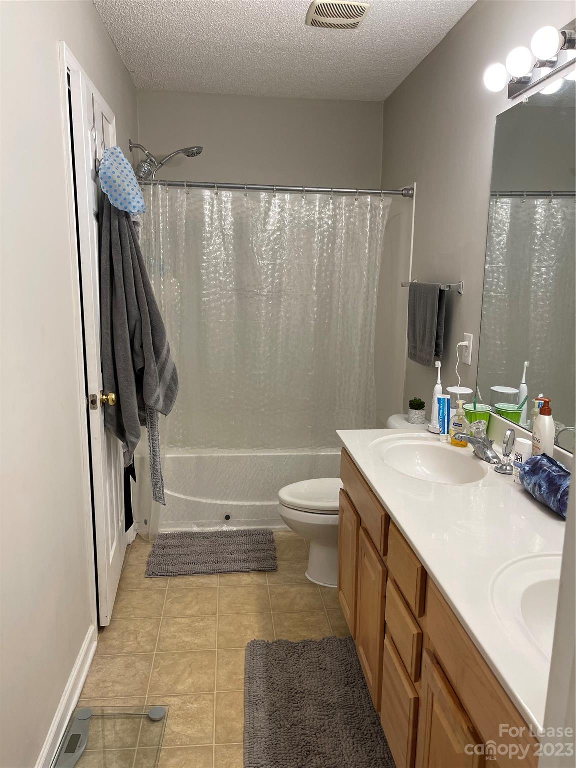 Old Stone Crossing - Residential Lease