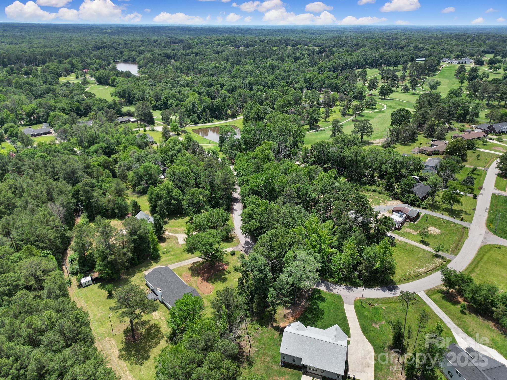 Country Club Estates - Residential