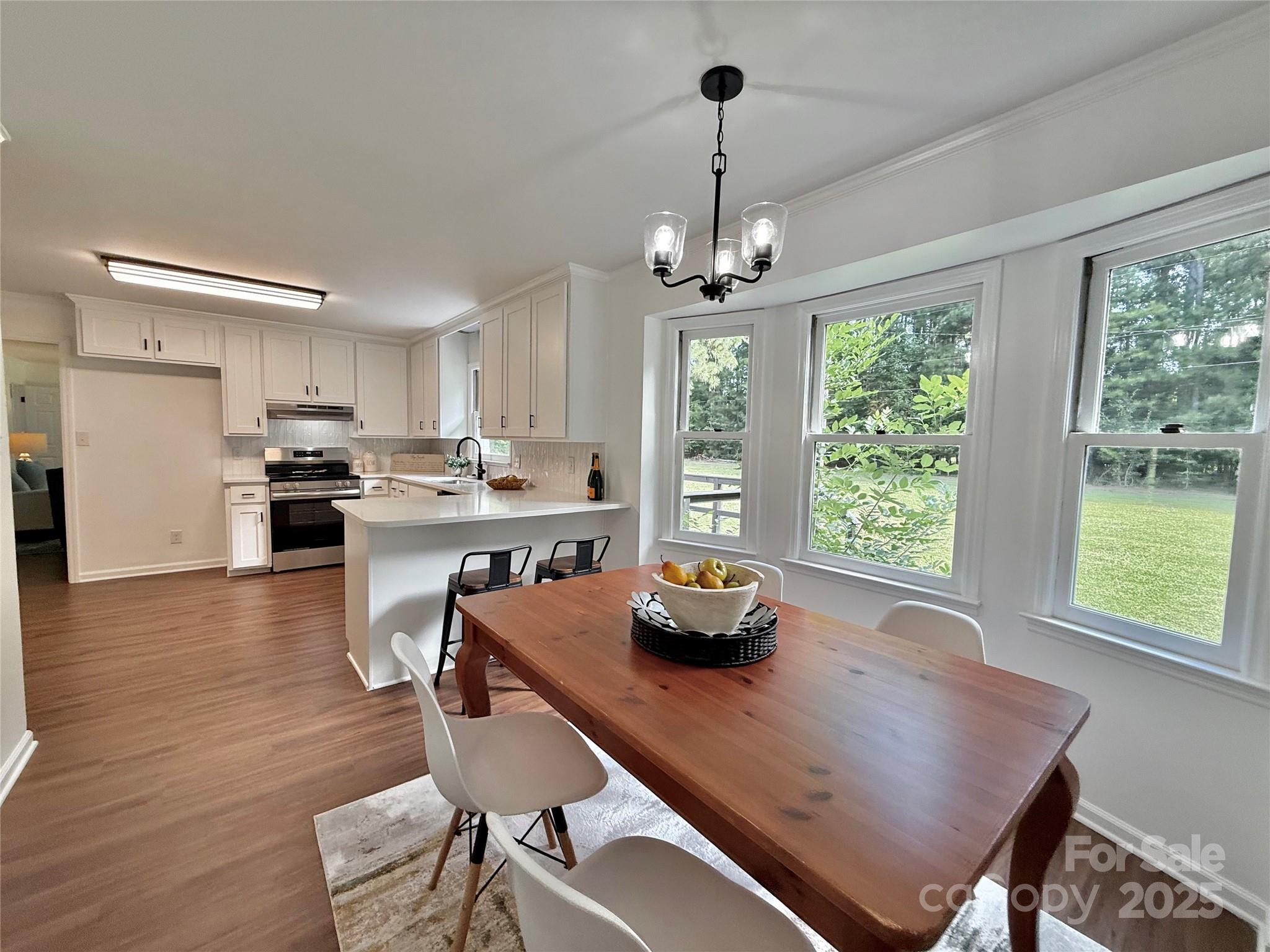 Country Club Estates - Residential