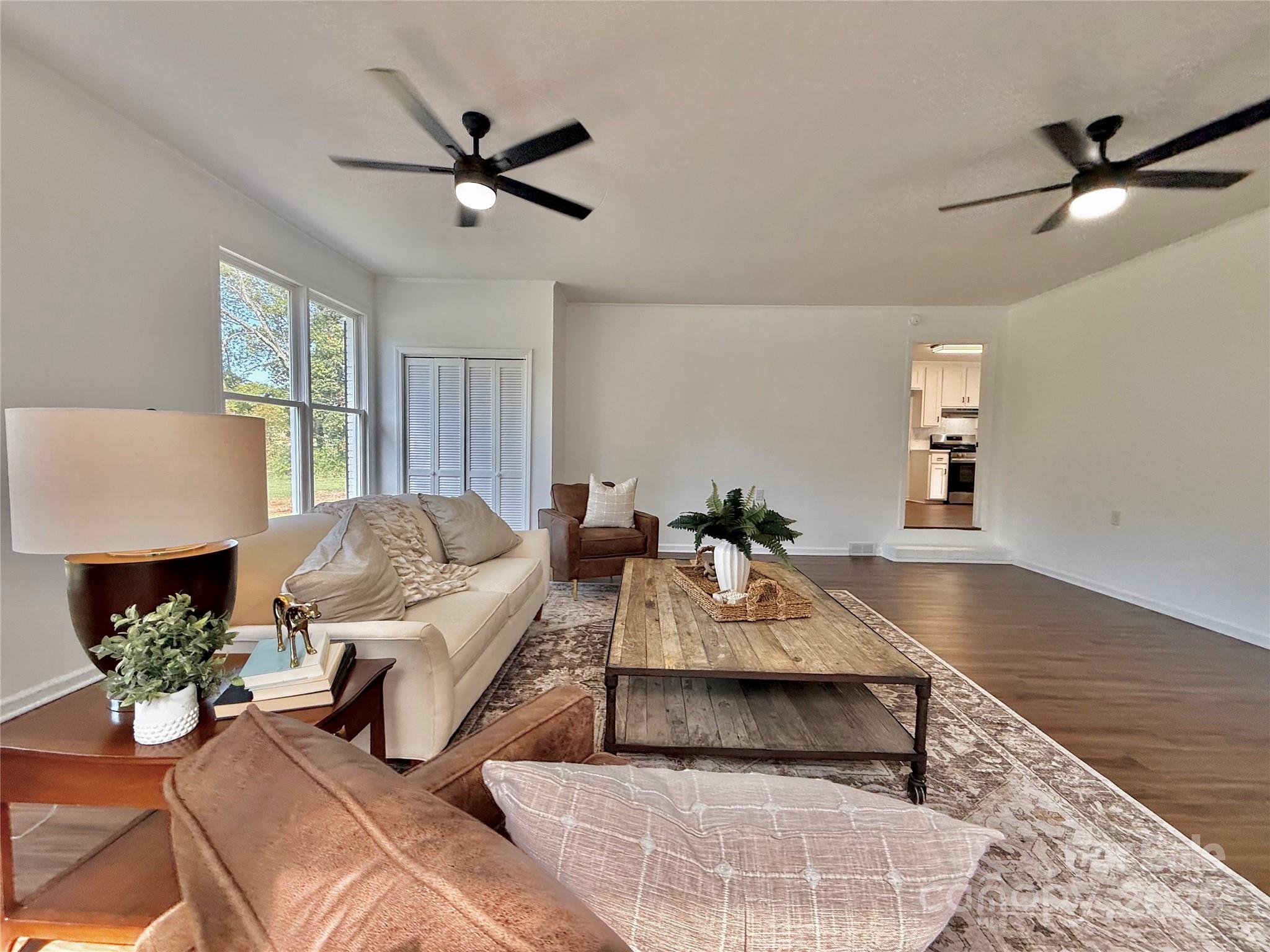 Country Club Estates - Residential