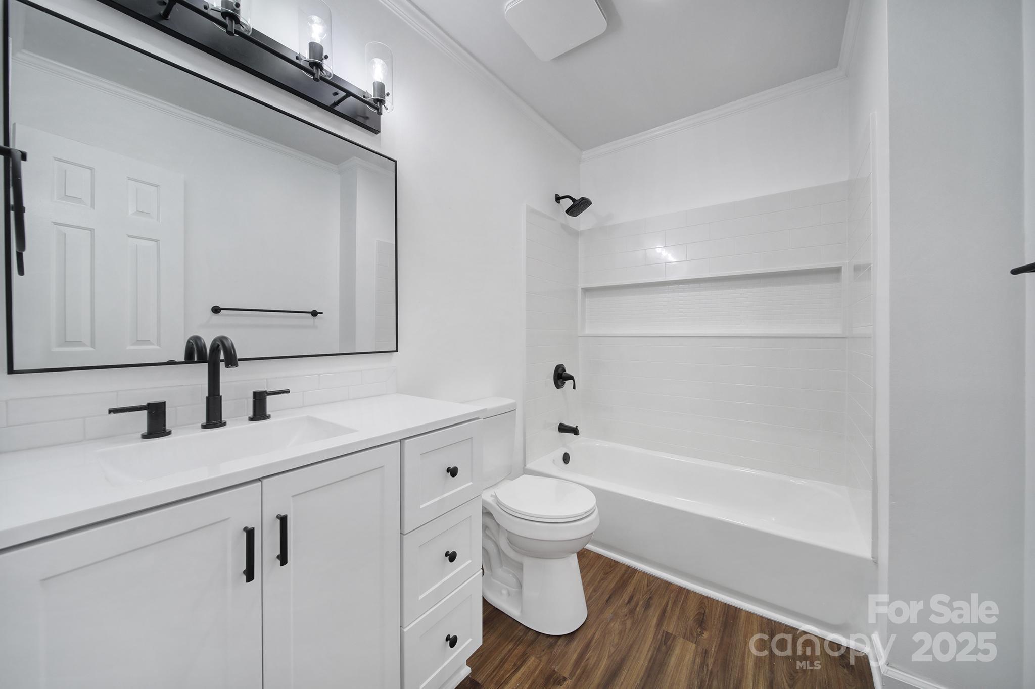 Country Club Estates - Residential