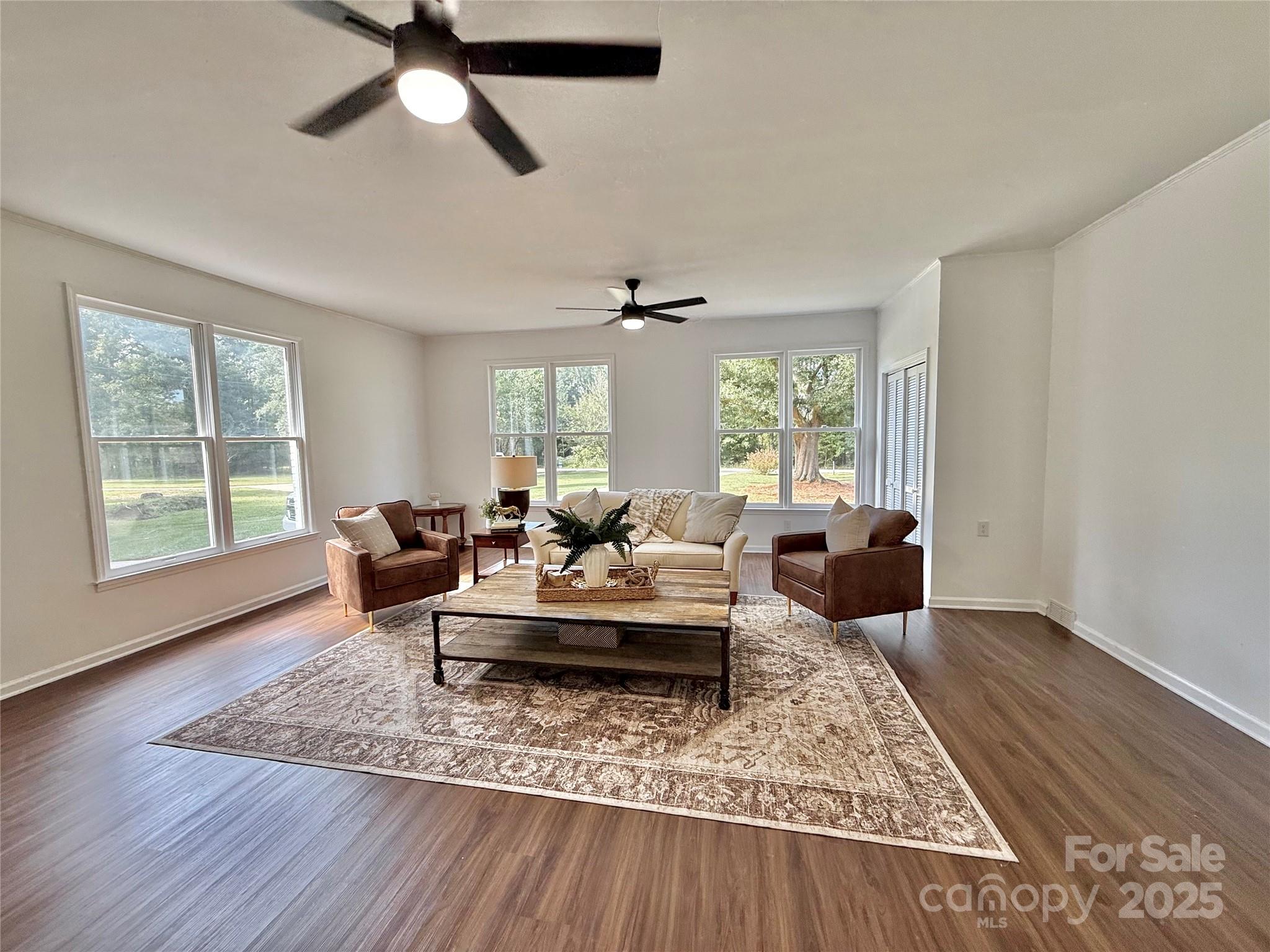 Country Club Estates - Residential