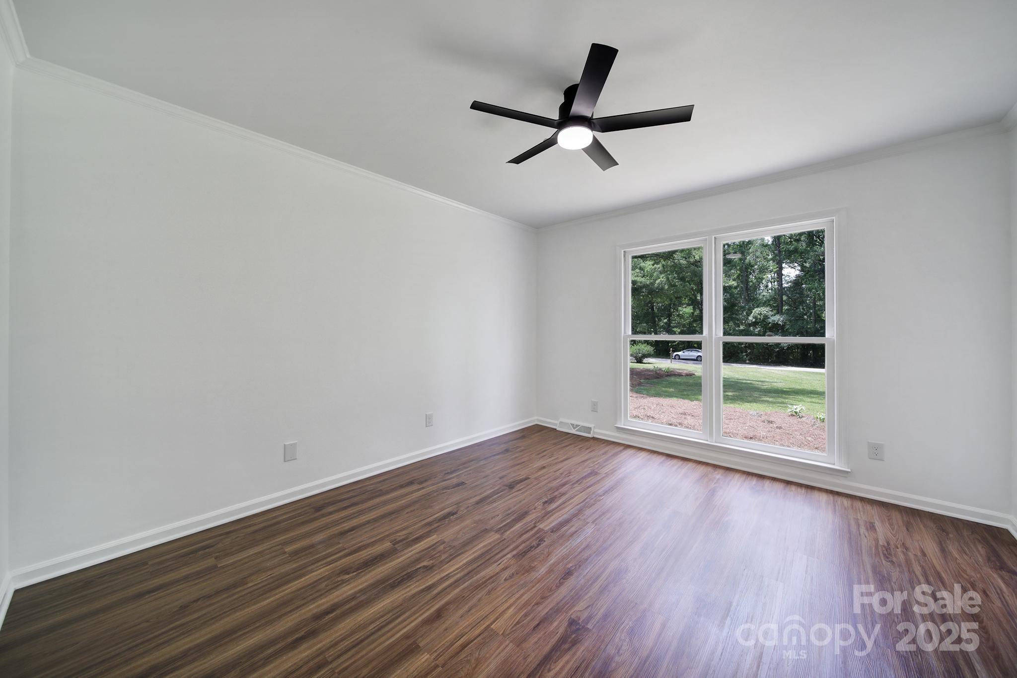 Country Club Estates - Residential